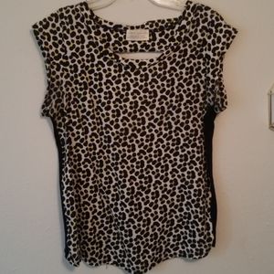 V back cap sleeve top